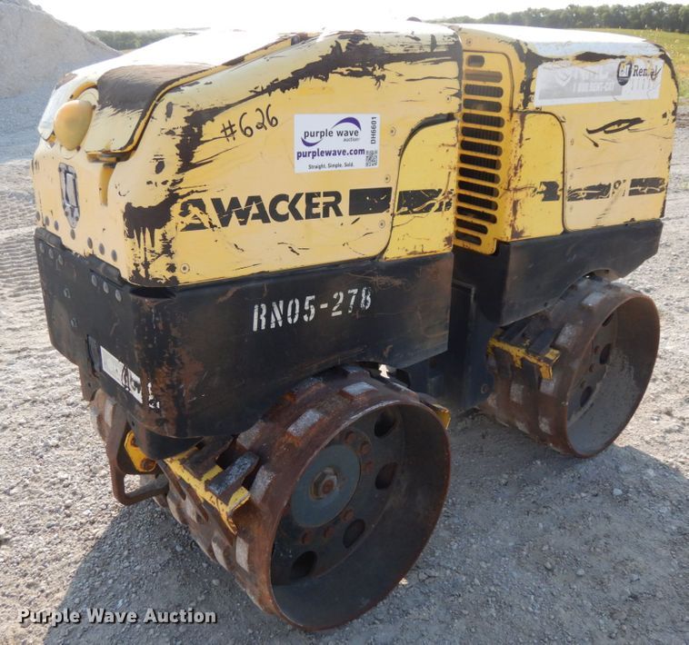 image for item DH6601 2005 Wacker RT82  vibratory trench compactor