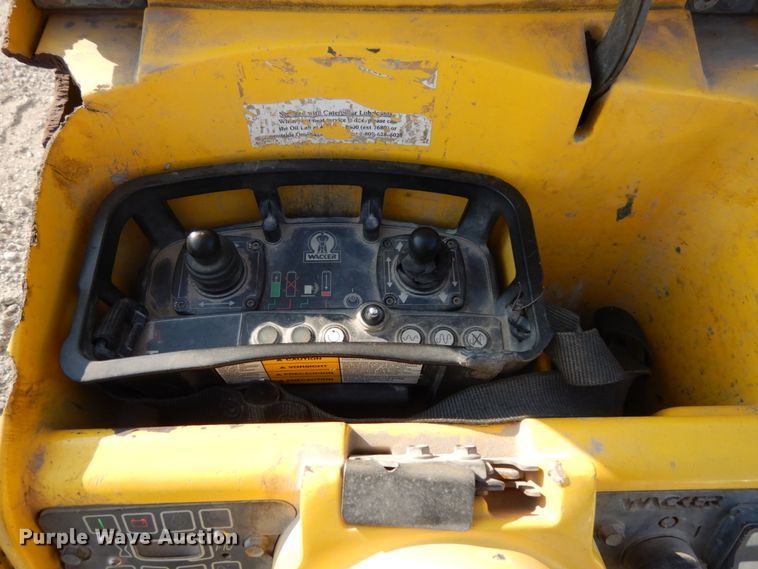 image for item DH6601 2005 Wacker RT82  vibratory trench compactor