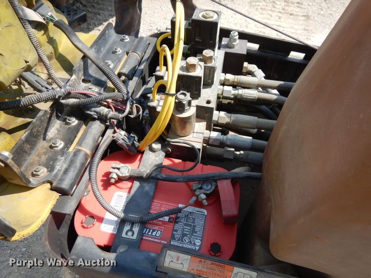 image for item DH6601 2005 Wacker RT82  vibratory trench compactor