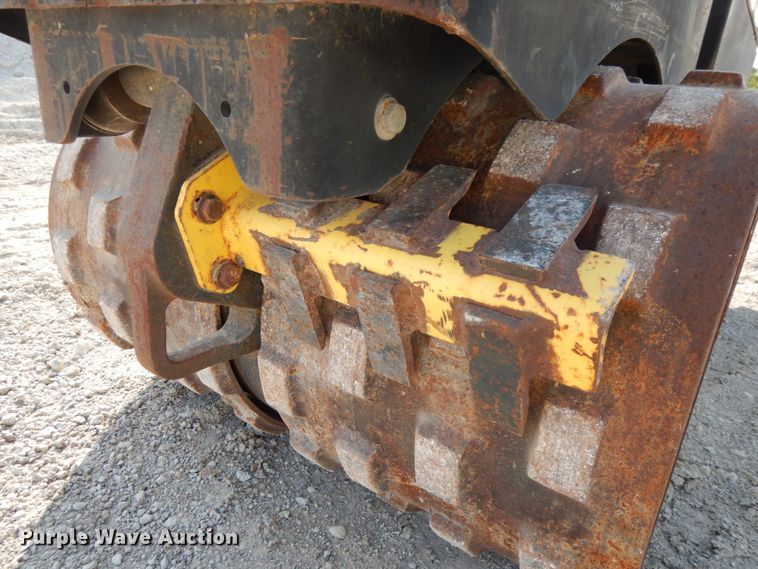 image for item DH6601 2005 Wacker RT82  vibratory trench compactor