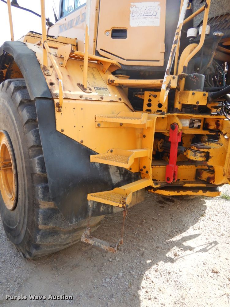 image for item DH6602 2006 Volvo A40D  haul truck