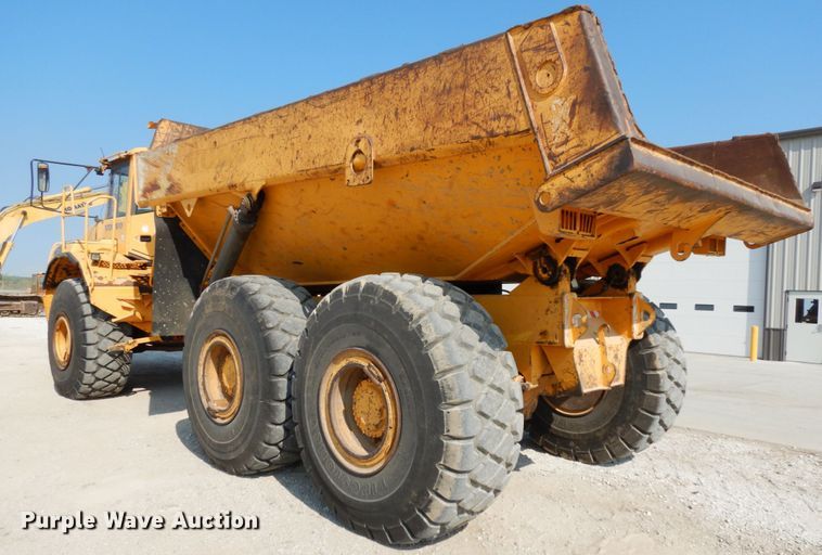 image for item DH6603 2003 Volvo A35D   haul truck