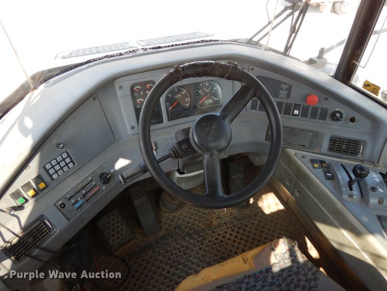 image for item DH6603 2003 Volvo A35D   haul truck