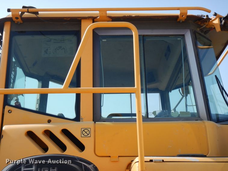 image for item DH6603 2003 Volvo A35D   haul truck