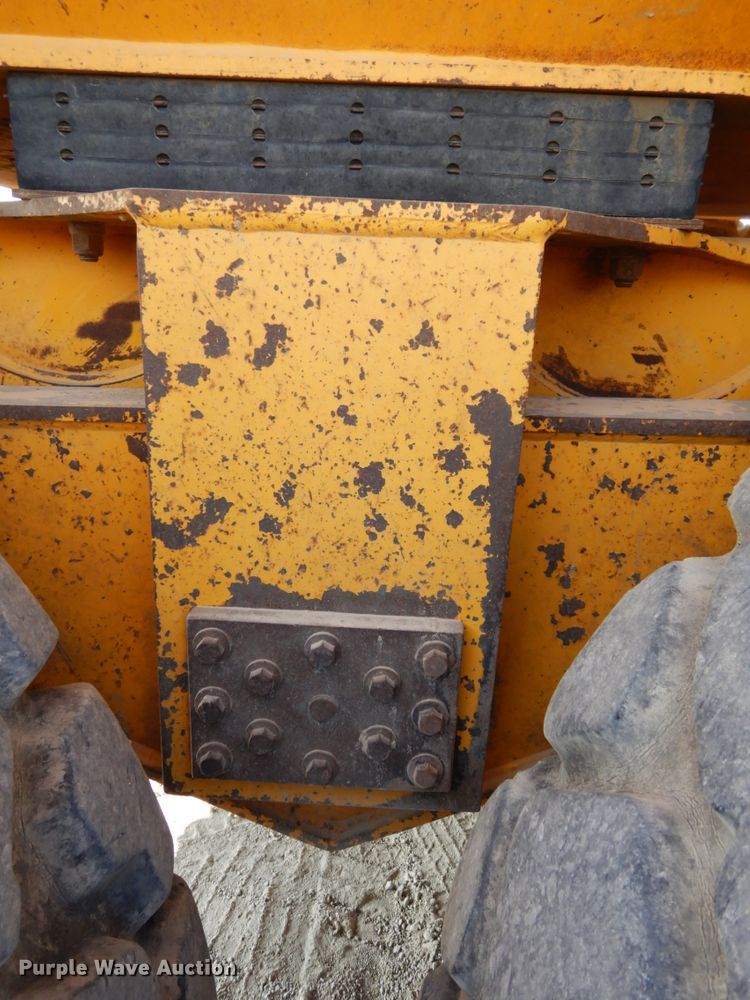 image for item DH6603 2003 Volvo A35D   haul truck