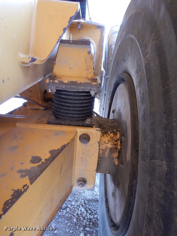 image for item DH6603 2003 Volvo A35D   haul truck