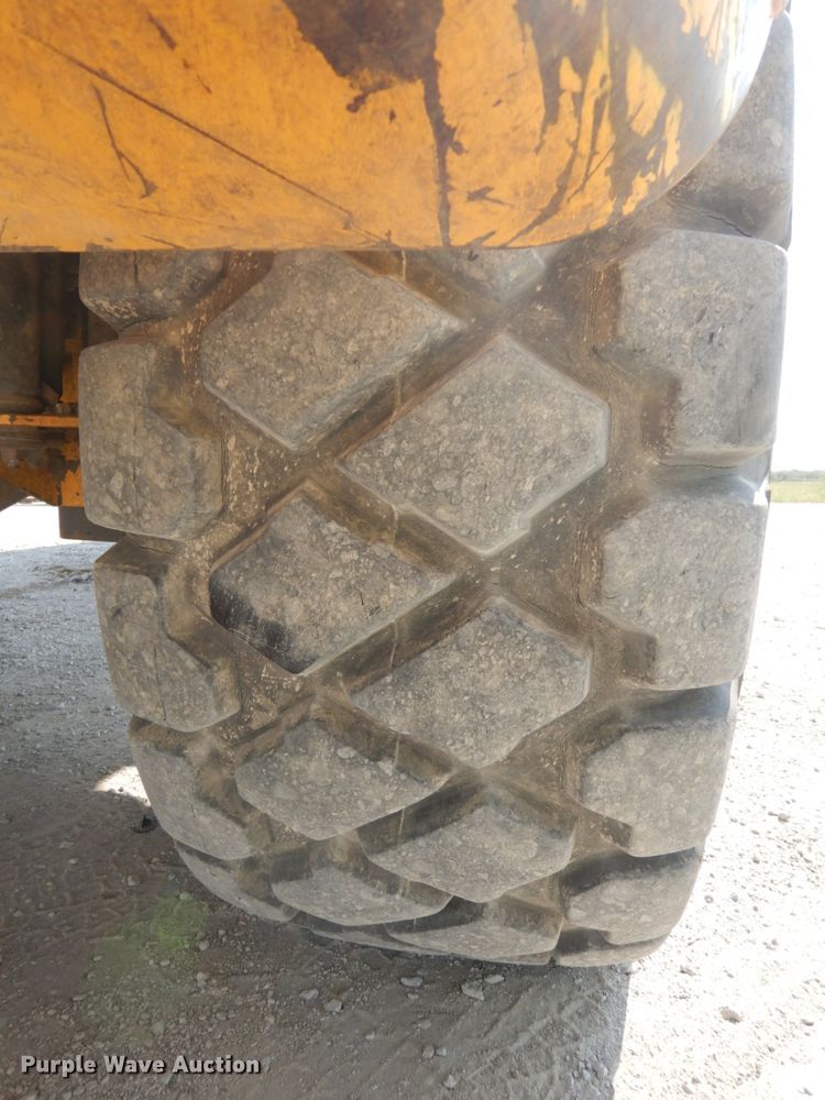 image for item DH6603 2003 Volvo A35D   haul truck