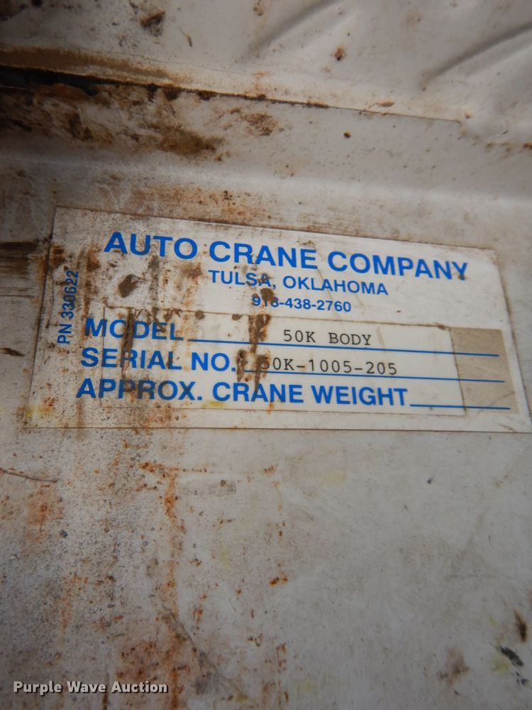 image for item DH6604 2006 GMC C6500  service truck with crane