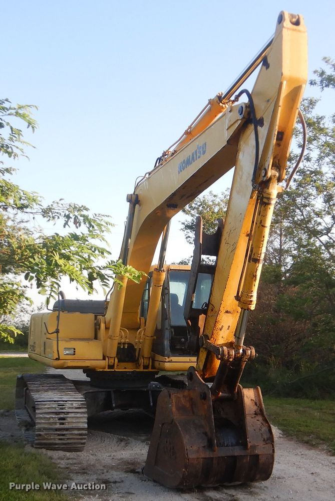 image for item DI0388 1999 Komatsu PC220LC-6LE  excavator