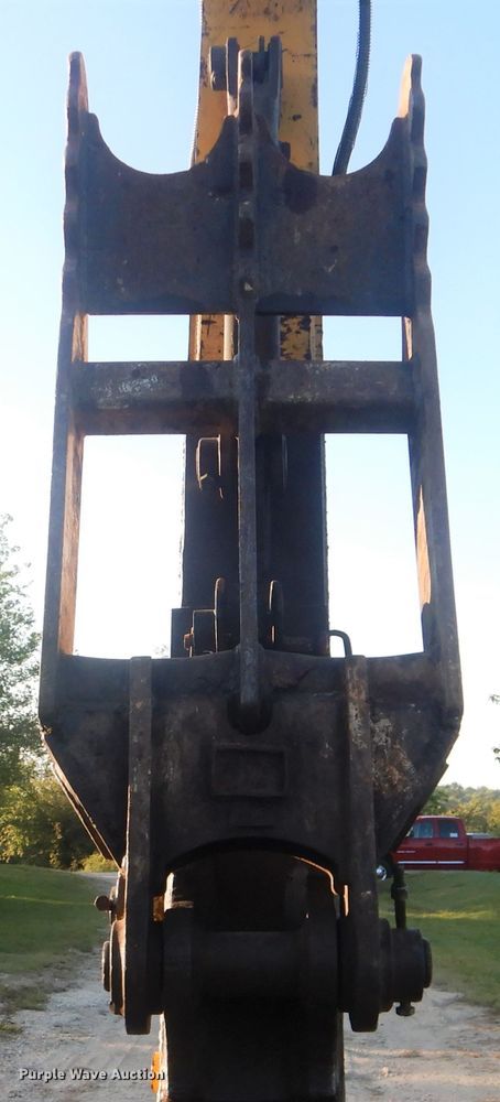 image for item DI0388 1999 Komatsu PC220LC-6LE  excavator