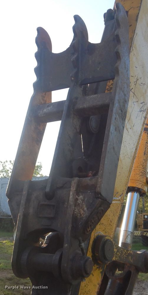 image for item DI0388 1999 Komatsu PC220LC-6LE  excavator