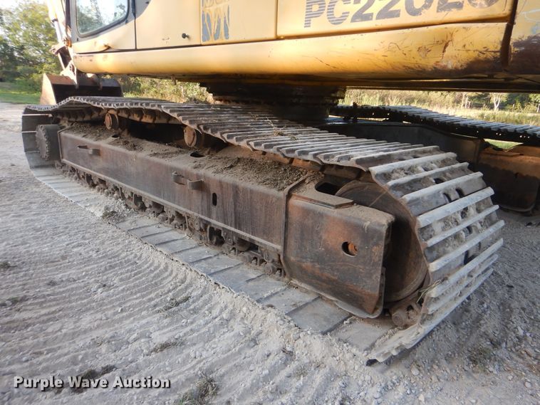 image for item DI0388 1999 Komatsu PC220LC-6LE  excavator