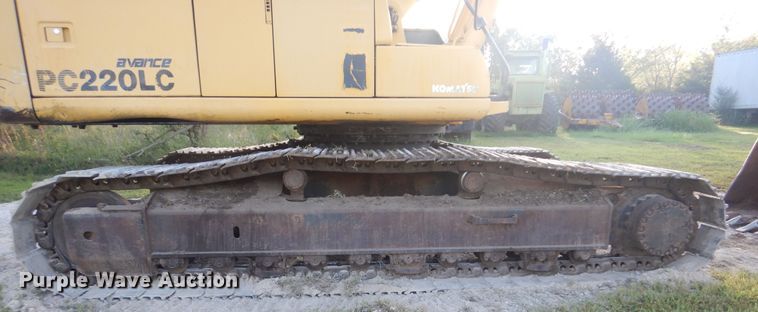 image for item DI0388 1999 Komatsu PC220LC-6LE  excavator
