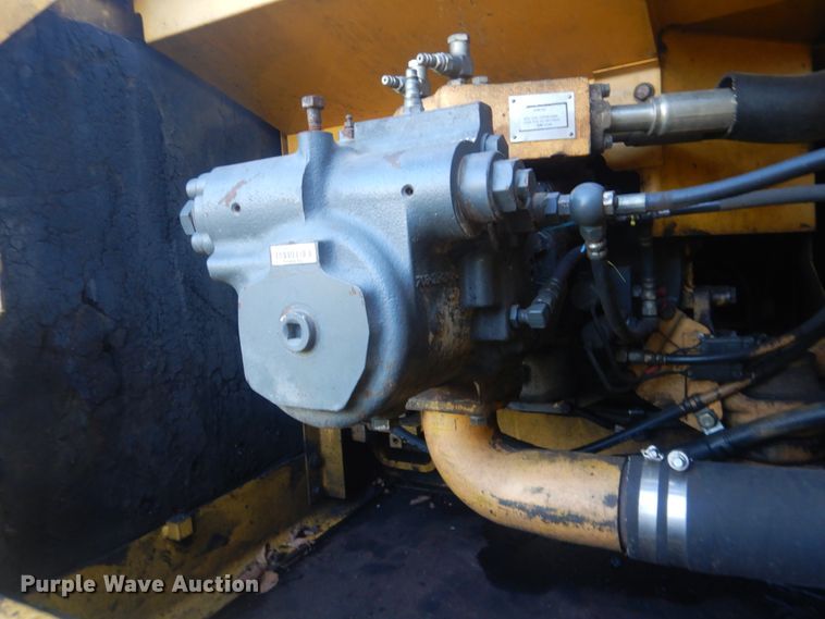 image for item DI0388 1999 Komatsu PC220LC-6LE  excavator