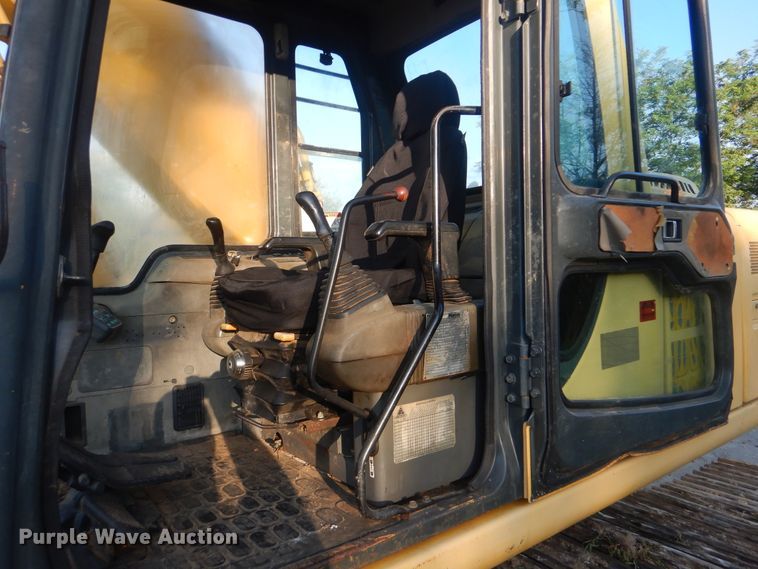 image for item DI0388 1999 Komatsu PC220LC-6LE  excavator