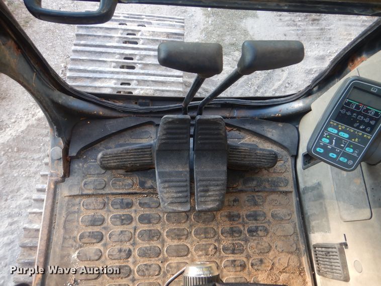 image for item DI0388 1999 Komatsu PC220LC-6LE  excavator