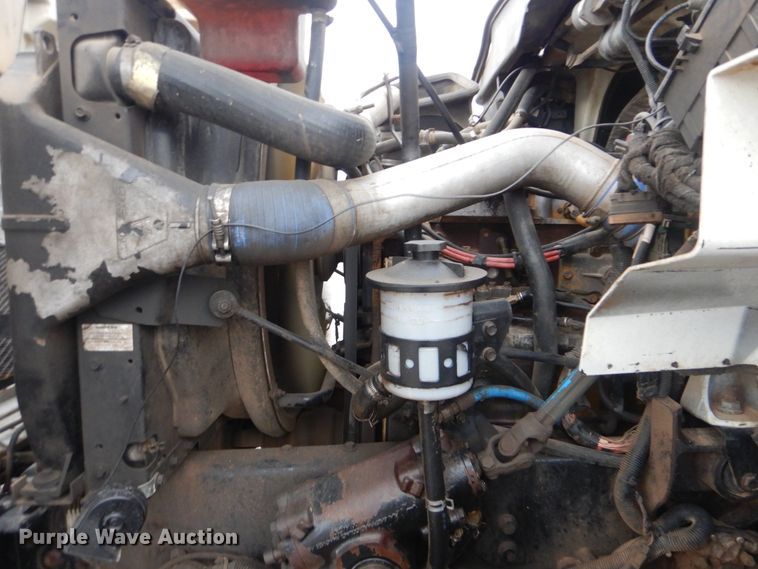 image for item DI0395 2007 International 7600  vacuum truck