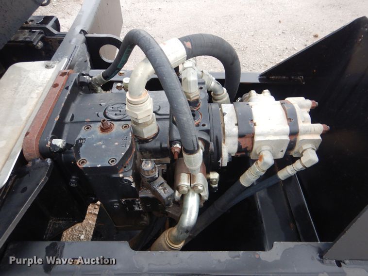 image for item DI0395 2007 International 7600  vacuum truck