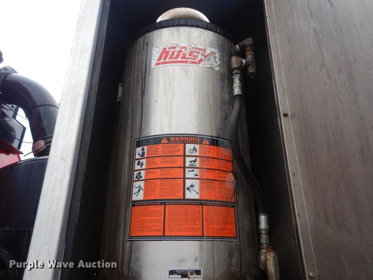 image for item DI0395 2007 International 7600  vacuum truck