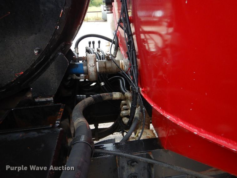 image for item DI0395 2007 International 7600  vacuum truck