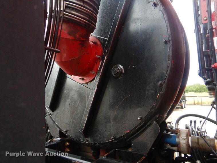 image for item DI0395 2007 International 7600  vacuum truck