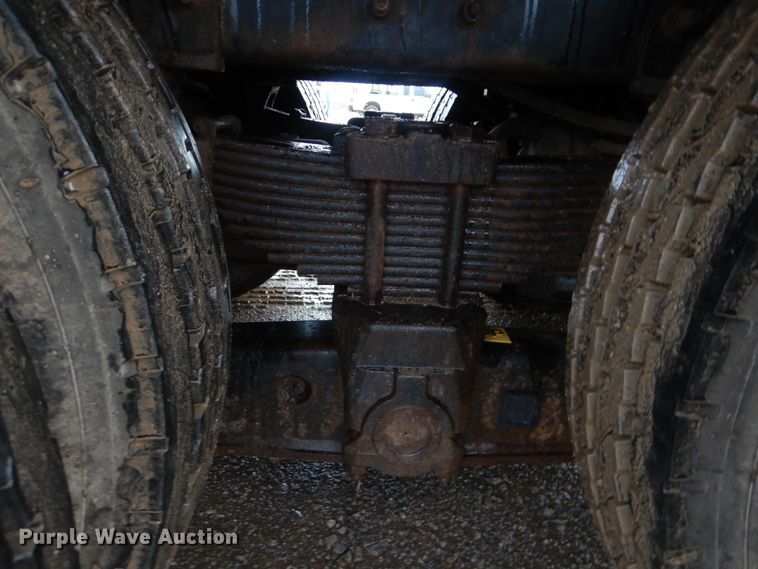 image for item DI0395 2007 International 7600  vacuum truck