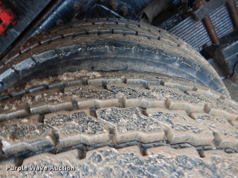 image for item DI0395 2007 International 7600  vacuum truck