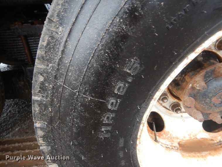 image for item DI0395 2007 International 7600  vacuum truck