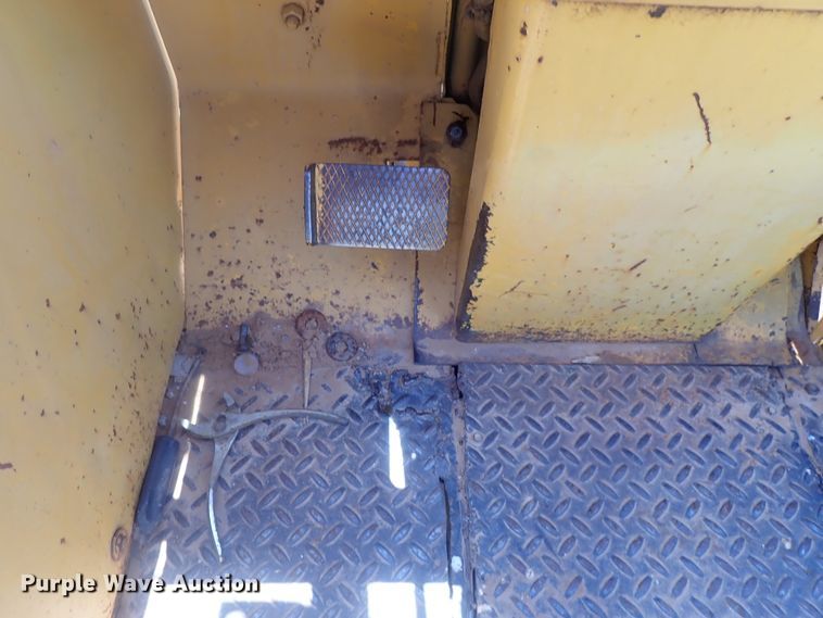 image for item DI4662 1978 John Deere 480B  forklift