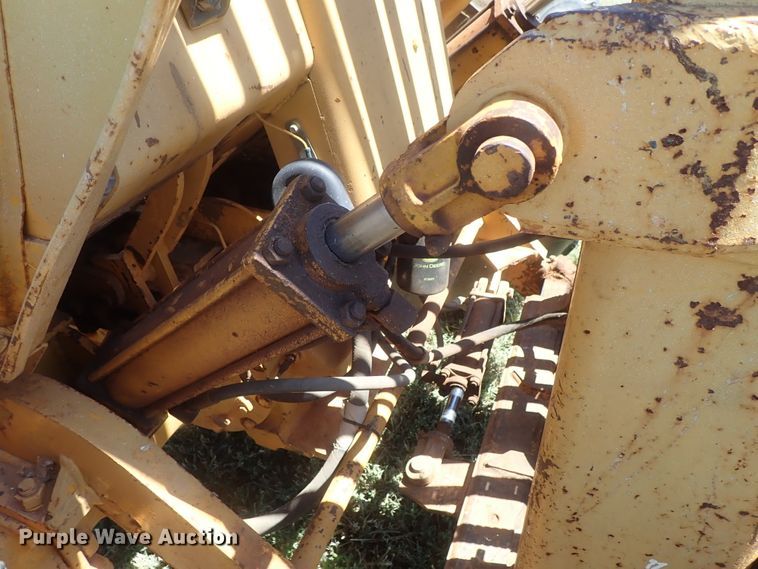 image for item DI4662 1978 John Deere 480B  forklift