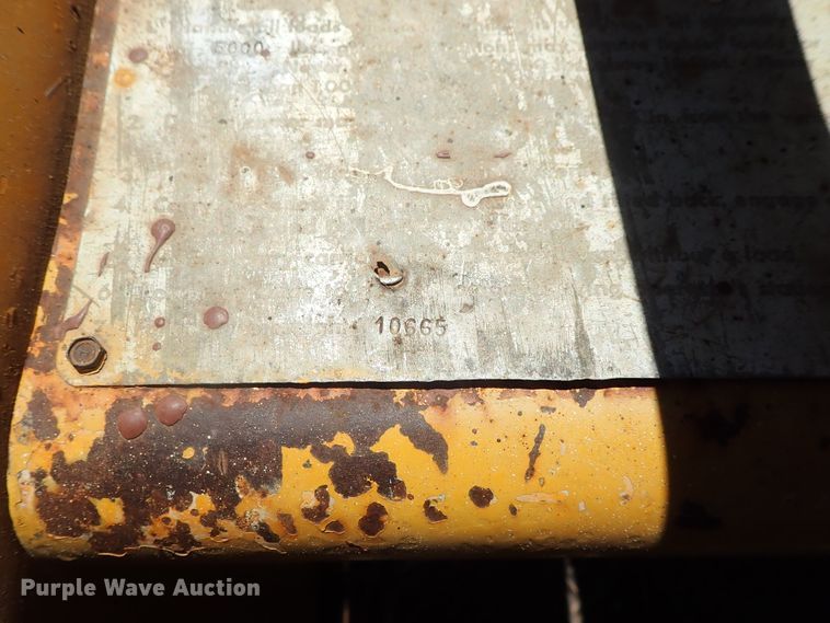 image for item DI4662 1978 John Deere 480B  forklift