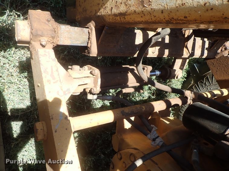 image for item DI4662 1978 John Deere 480B  forklift