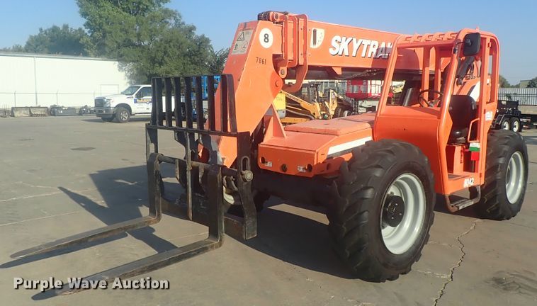 image for item DI4717 2010 JLG 8042  telehandler