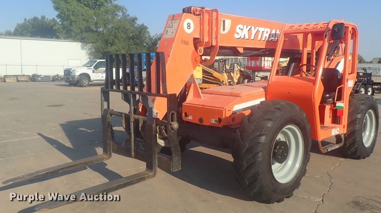 image for item DI4717 2010 JLG 8042  telehandler