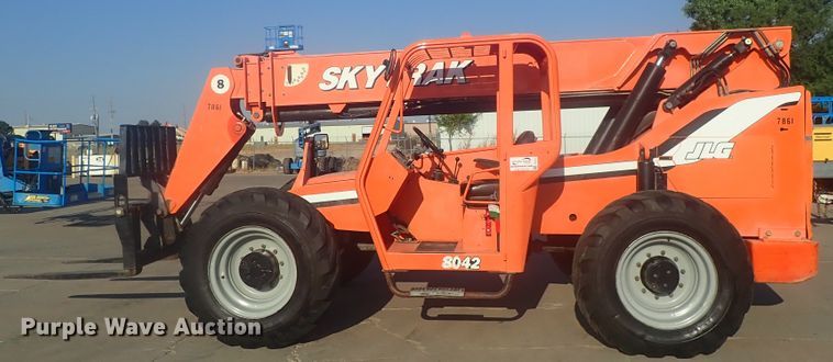 image for item DI4717 2010 JLG 8042  telehandler