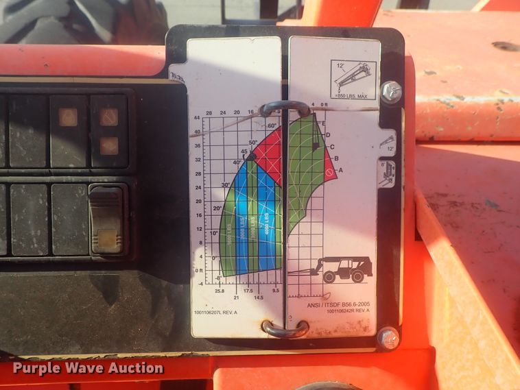 image for item DI4717 2010 JLG 8042  telehandler