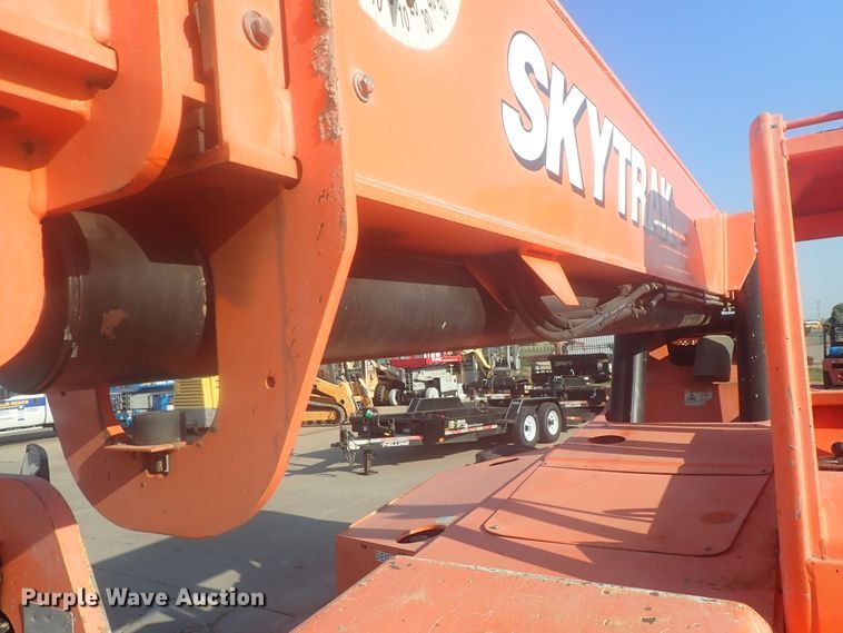 image for item DI4717 2010 JLG 8042  telehandler