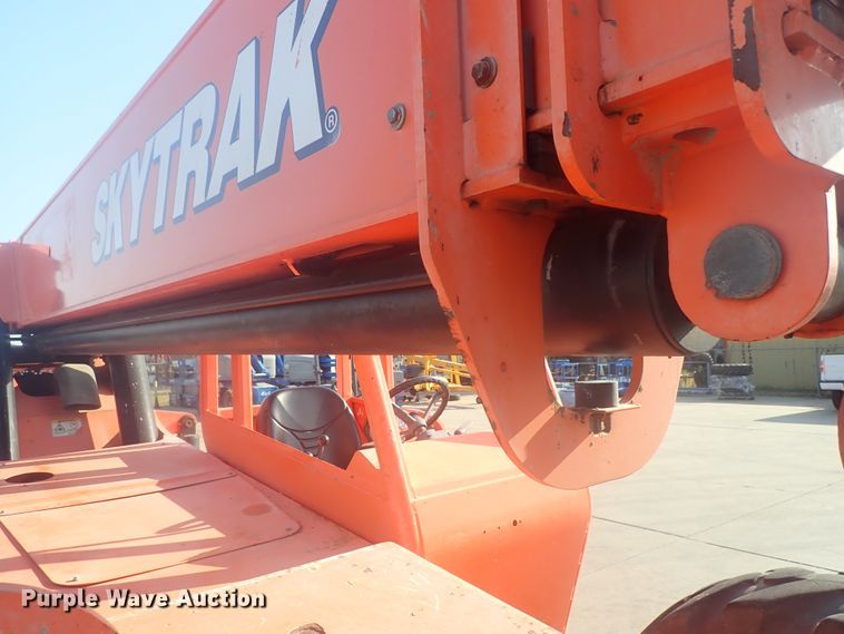 image for item DI4717 2010 JLG 8042  telehandler