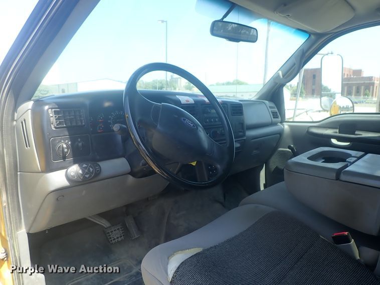 image for item DI4721 2007 Ford F750  bucket truck