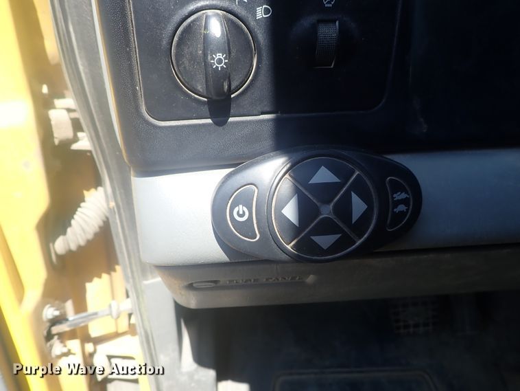 image for item DI4721 2007 Ford F750  bucket truck