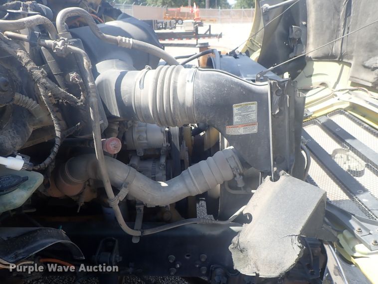 image for item DI4721 2007 Ford F750  bucket truck