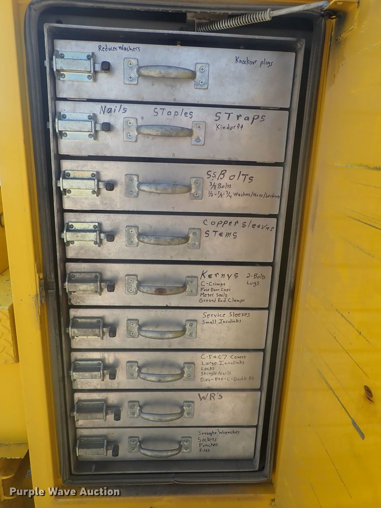 image for item DI4721 2007 Ford F750  bucket truck