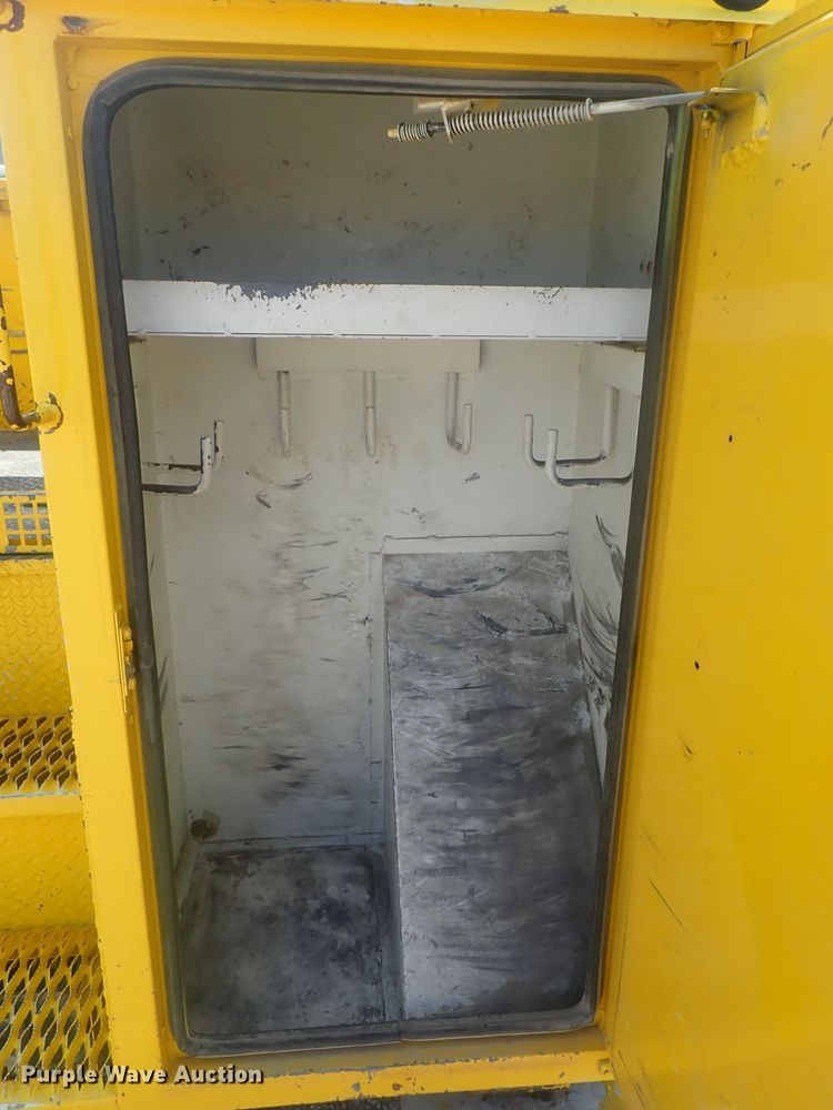 image for item DI4721 2007 Ford F750  bucket truck