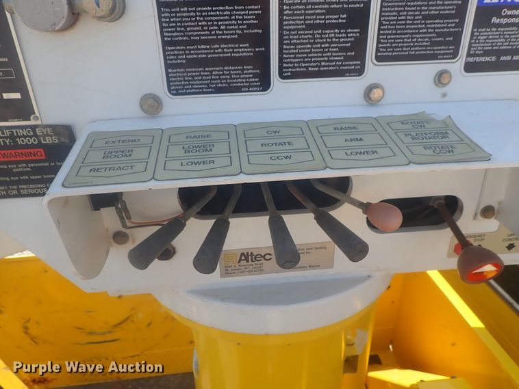 image for item DI4721 2007 Ford F750  bucket truck