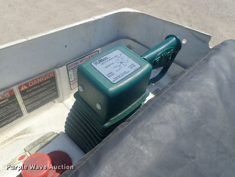 image for item DI4721 2007 Ford F750  bucket truck