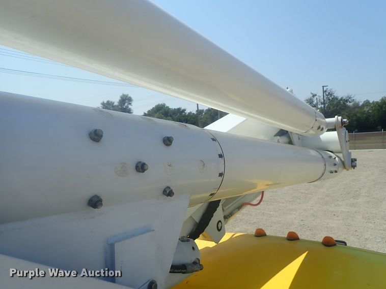 image for item DI4721 2007 Ford F750  bucket truck