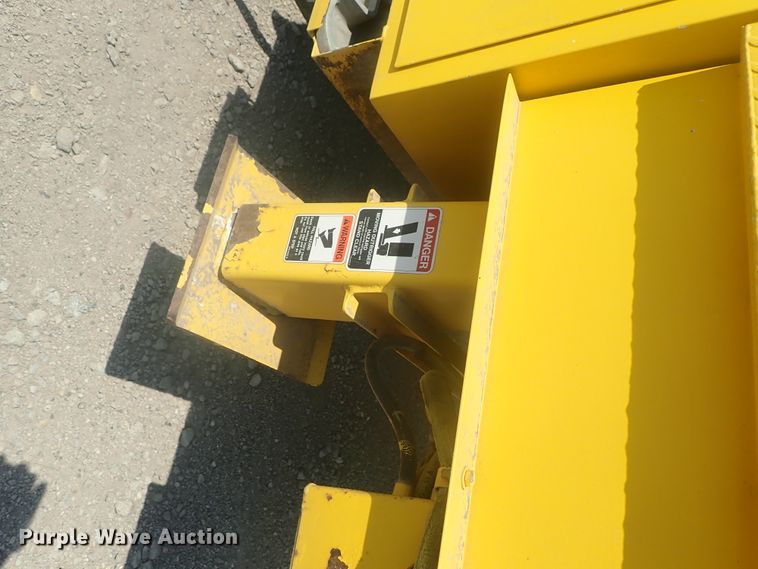 image for item DI4721 2007 Ford F750  bucket truck