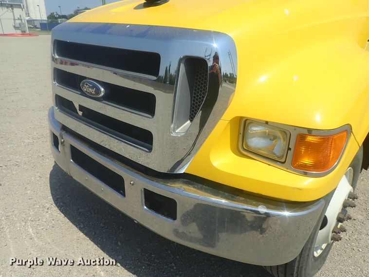 image for item DI4721 2007 Ford F750  bucket truck