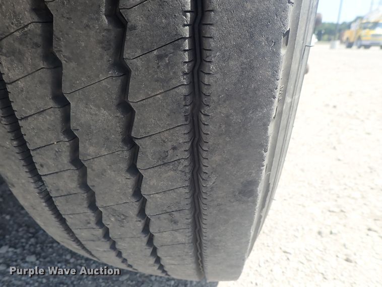 image for item DI4721 2007 Ford F750  bucket truck