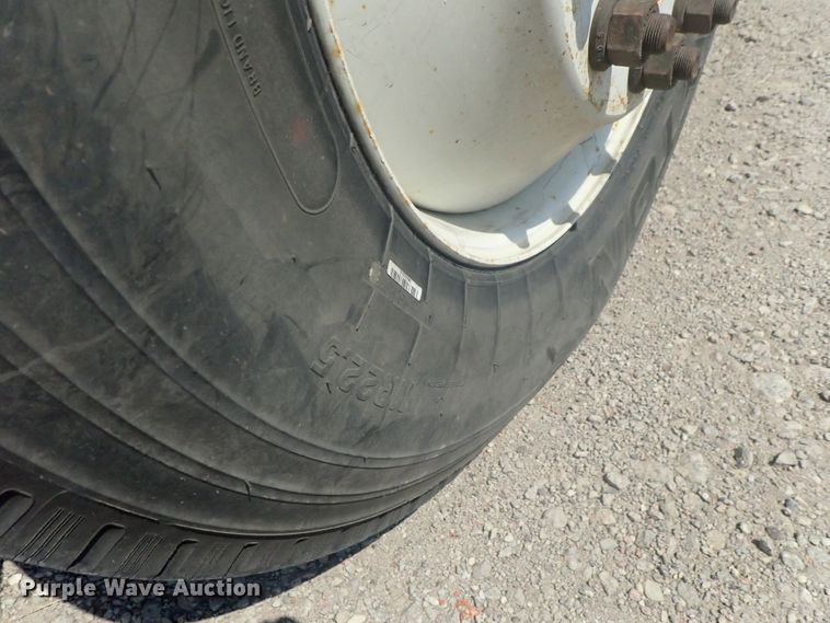 image for item DI4721 2007 Ford F750  bucket truck